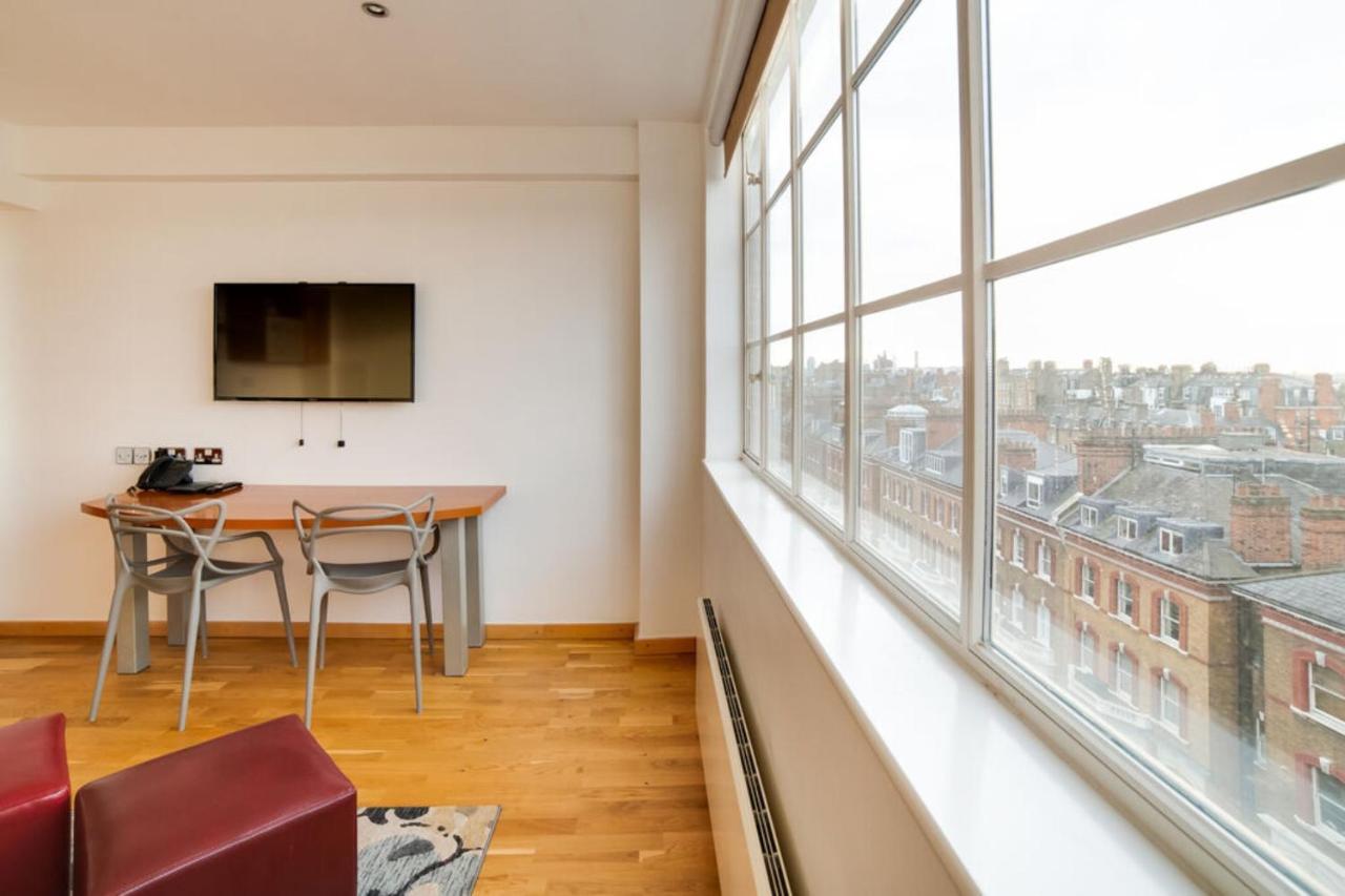 Hotel Cosy In With Jacuzzi London